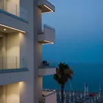 Albatros 4*