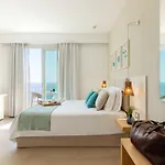 Albatros Ξενοδοχείο 4*