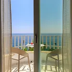 Ξενοδοχείο Albatros