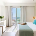 Albatros Ξενοδοχείο 4*