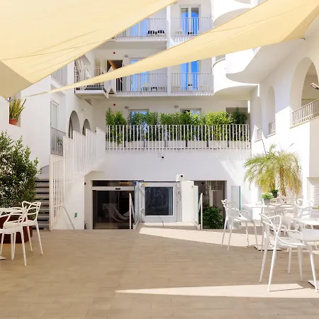 Albatros Hotel 4*