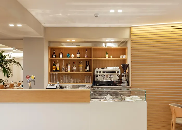 Albatros לטויאני