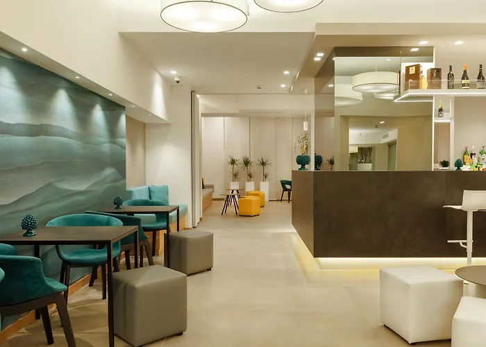 מלון Albatros לטויאני