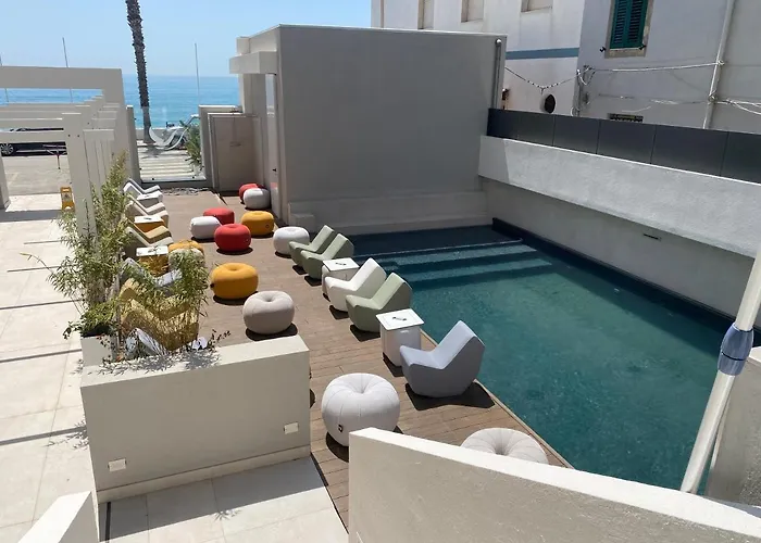 מלון Albatros לטויאני